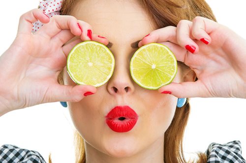 Είσαι κι εσύ 