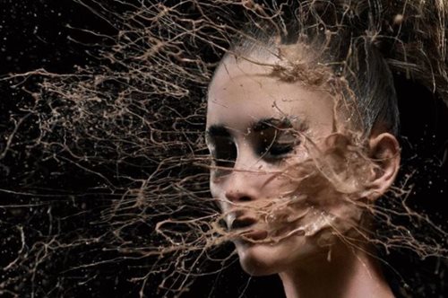 11 καθηλωτικά GIFs που έφτιαξε ένας τυφλός καλλιτέχνης