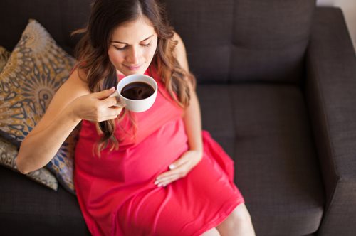 Καφές και εγκυμοσύνη. Όσα πρέπει να γνωρίζετε 