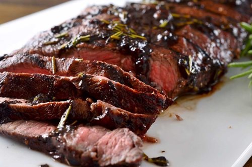 Τα 9 μυστικά για να ψήσετε την πιο τρυφερή μπριζόλα