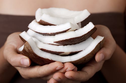 Λάδι καρύδας, το θαυματουργό: 10 χρήσεις του που ίσως δεν ξέρατε 