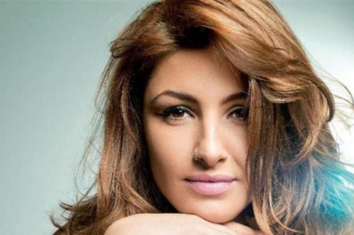 Μετά τη Βικτόρια Μπέκαμ αλλάζει κουπ στα μαλλιά και η Έλενα Παπαρίζου