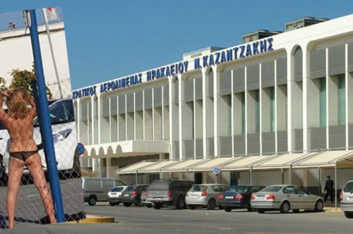 Τουρίστρια γδύθηκε και έκανε γιόγκα στο αεροδρόμιο του Ηρακλείου