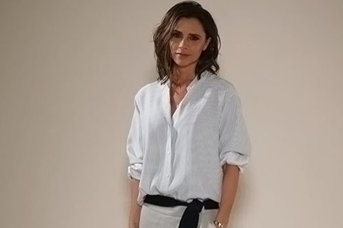To ασύλληπτα σικ οutfit της Βικτόρια Μπέκαμ στην επίδειξη μόδας του Brand της