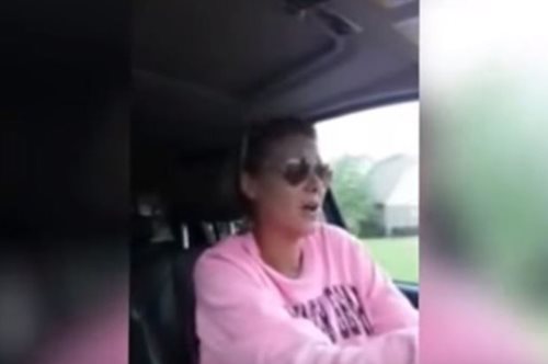 Πρώτη μέρα στο σχολείο με ένα βίντεο για την αγωνία μιας μάνας που έγινε viral