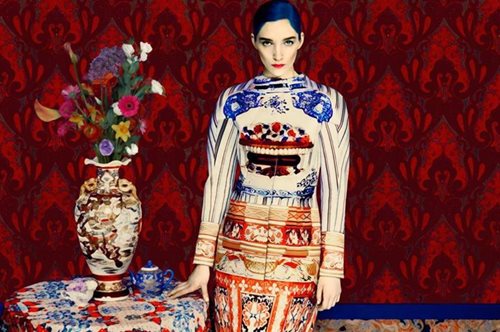 H Mαίρη Κατράντζου δεν κάνει μόδα, κάνει αληθινή τέχνη