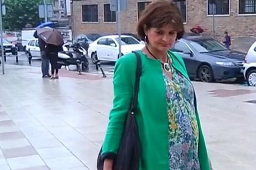 Έγκυος στο 3ο της παιδί 62χρονη γιατρός από την Ισπανία