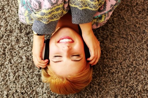 Nευροεπιστήμονας βρήκε το απόλυτα «χαρούμενο» τραγούδι  στον κόσμο