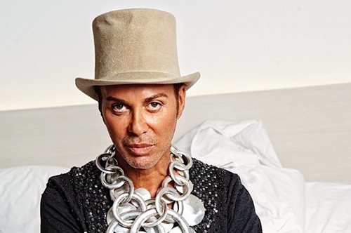 Λάκης Γαβαλάς: