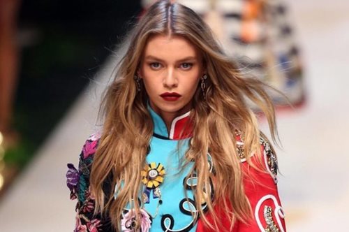 Πούλιες, λουλούδια και μαντόνες στη νέα συλλογή των Dolce & Gabbana