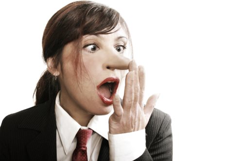 Σύνδρομο Πινόκιο: Τι πραγματικά συμβαίνει στη μύτη μας όταν λέμε ψέματα;