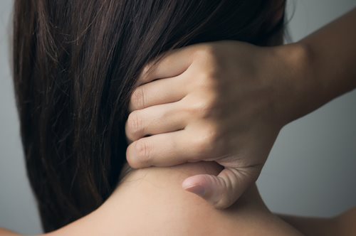 Ασκήσεις για αποκατάσταση του αυχένα σε μόλις 5 λεπτά