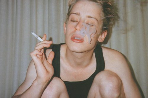 Η απουσία γονιού από θάνατο ή διαζύγιο αυξάνει την πιθανότητα καπνίσματος