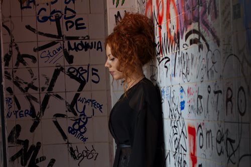 Η σχεδιάστρια Χριστίνα Σκαρπέλη απαντά στο ερωτηματολόγιο του Woman Toc