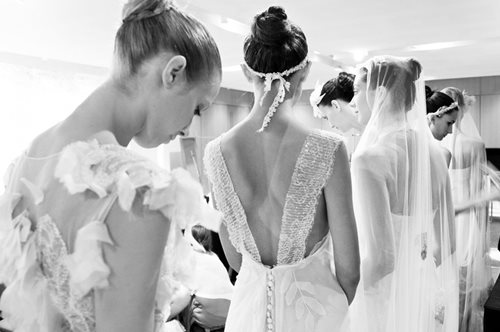 Μια έκθεση για το Atelier Loukia μέσα από τα μάτια 23 Ελλήνων φωτογράφων