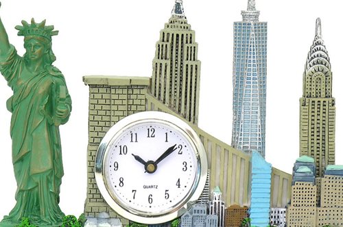 21 διάσημα σουβενίρ του κόσμου: Ποιο είναι το αγαπημένο αναμνηστικό της Ελλάδας για τους τουρίστες;