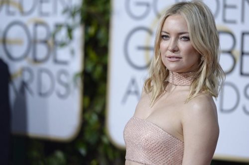 5 looks που θα κλέψουμε από τις Χρυσές Σφαίρες