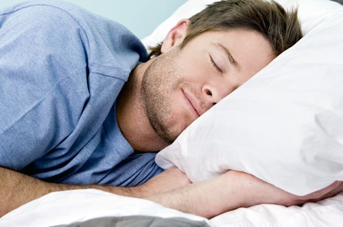 Ο ύπνος των ανδρών συνδέεται με τη μειωμένη γονιμότητα