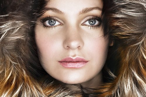 Μήπως το πρόγραμμα ομορφιάς σας πάγωσε στο χρόνο; Αλλάξτε το επειγόντως, μπήκαμε στο χειμώνα.