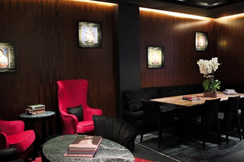 Το Kiku ανοίγει (ξανά) στη Δημοκρίτου, στο Κολωνάκι. Όπως παλιά 