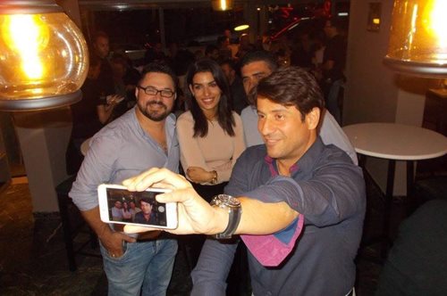 O Aλέξης Γεωργούλης άνοιξε παραδοσιακό τσιπουράδικο στο Χαλάνδρι