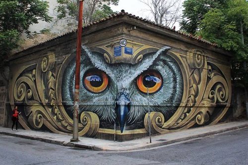 Aυτό το γκράφιτι σε γωνιά της Αθήνας έχει γίνει εμμονή του διαδικτύου σε όλο τον πλανήτη