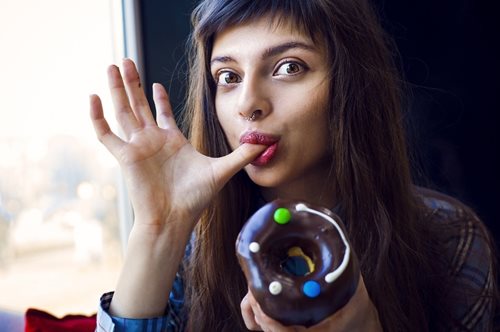 Βίντεο δείχνει πώς η ζάχαρη καταστρέφει τον οργανισμό μας