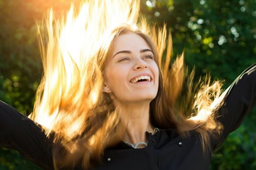 Τριχόπτωση του φθινόπωρου: Μύθος ή πραγματικότητα;