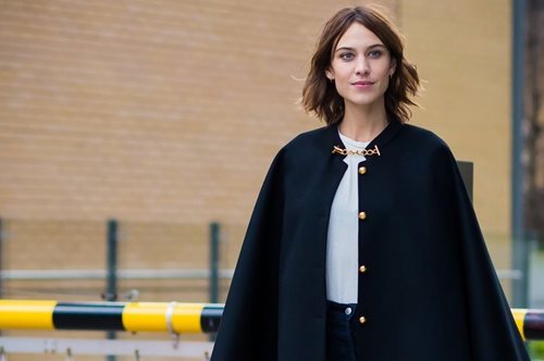Όλα όσα θέλουμε από τη νέα σειρά της Alexa Chung για τα Marks & Spencer