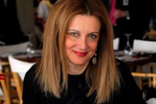 Η βραδινή εμφάνιση της Άντας Παπανδρέου για ποτό, στο Κολωνάκι 