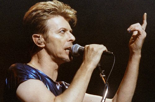 Ο τελευταίος λογαριασμός που ακολούθησε ο David Bowie στο Twitter