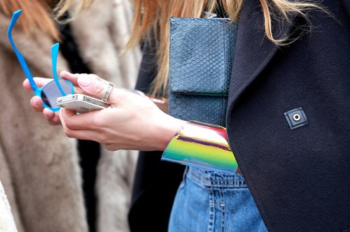 10 κοσμήματα κάτω από 15 € θα μεταμορφώσουν το ντύσιμό σου σε πολύ «ψαγμένο»