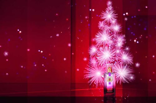 Ένα άρωμα που κλείνει μέσα του την εύθυμη και γιορταστική εσάνς των Χριστουγέννων  