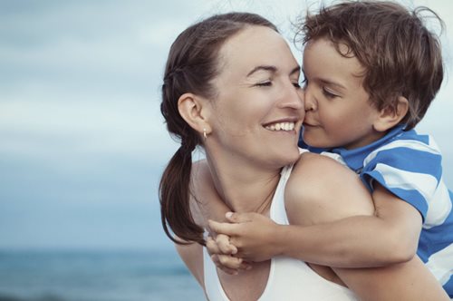 8 φράσεις που κανείς γονιός δεν πρέπει να λέει στο παιδί του