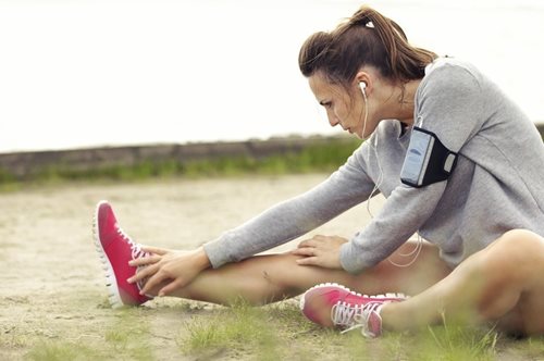 Άσκηση «κάτσε-σήκω»: Μια τόσο απλή άσκηση που μας δείχνει πόσο θα ζήσουμε 