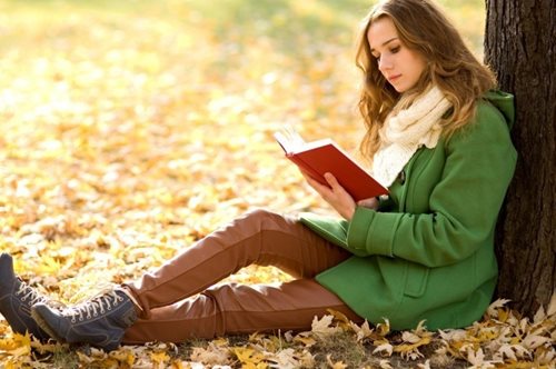 2,258 σελίδες τεσσάρων ξεχωριστών βιβλίων για να χαθείς μέσα τους στις γιορτές