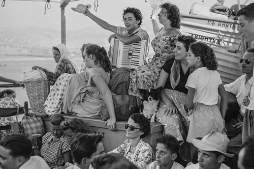 Πώς ήταν η ζωή στις Κυκλάδες κάποτε; 