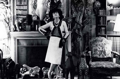 H εμμονή της Coco Chanel με τη σουίτα 302 του ξενοδοχείου Ritz και η αληθινή σχέση της με τους Ναζί