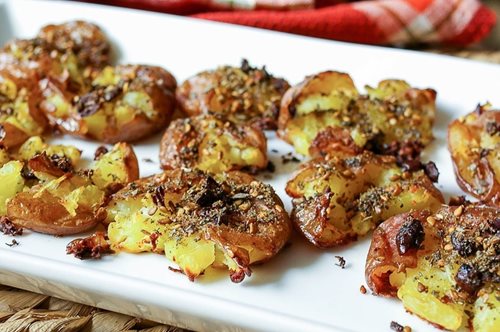 Τραγανές πατάτες baby τσακιστές στο φούρνο που τρώγονται με το χέρι