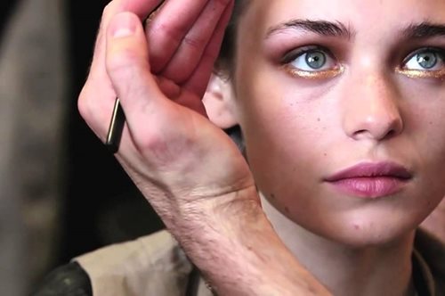 Αυτά αγαπήσαμε: Οι Skingurus κατέγραψαν τα 10 προϊόντα ομορφιάς που τις ενθουσίασαν το 2016 Part One