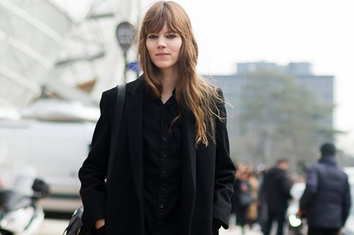 Μία τάση στα μαλλιά από το παρελθόν επέστρεψε και διχάζει τον κόσμο της μόδας 