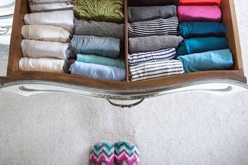 Πώς να οργανώσεις εύκολα τα συρτάρια σου και να αξιοποιήσεις το χώρο τους