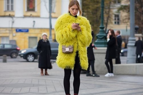 Το κολάν που θα κάνει τα πόδια σου να δείχνουν πιο μακριά. Απόκτησε το με λιγότερα από 20 ευρώ