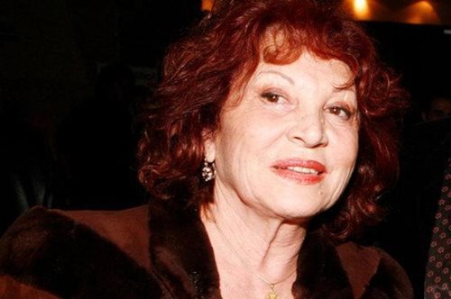 Είδαμε για πρώτη φορά την εγγονή της Χρυσούλας Διαβάτη. Πόσο θυμίζει τη διάσημη γιαγιά της;