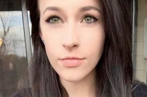 Μια φοιτήτρια αγόρασε πρωινό σε έναν άστεγο. Όταν τον αποχαιρέτησε εκείνος της είπε κάτι τρομερό