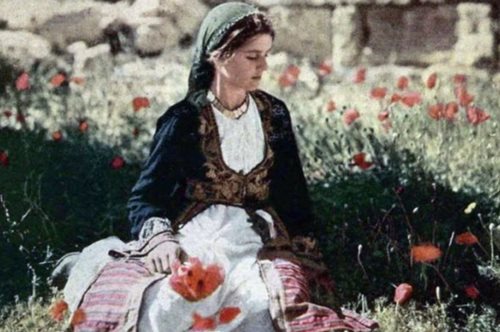 H Ωραία Ελένη από την Κύπρο που φωτογράφισε το National Geographic και την αναζήτησε 25 χρονιά μετά