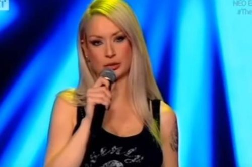 Εντυπώσιασε στο Voice αλλά την πρωτοείδαμε στη Στιγμή της Αλήθειας με την Ευγενία Μανωλίδου 