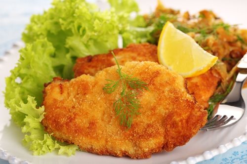 Σνίτσελ στο φούρνο ελαφρύ σαν πούπουλο. Όχι άλλο τηγάνι