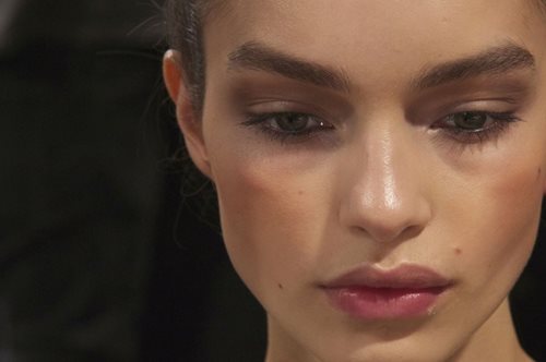 Eσύ ξέρεις ποιά είναι η καλύτερη ώρα για να φορέσεις την ενυδατική σου;