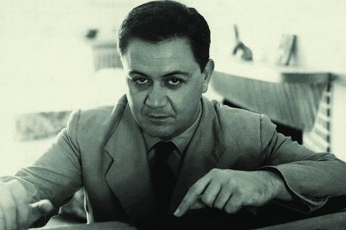 Μάνος Χατζιδάκις : 